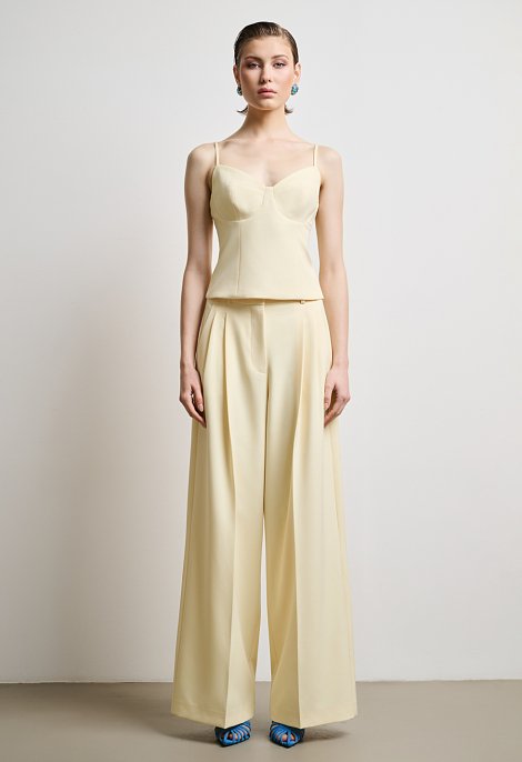 Top with cups and straps