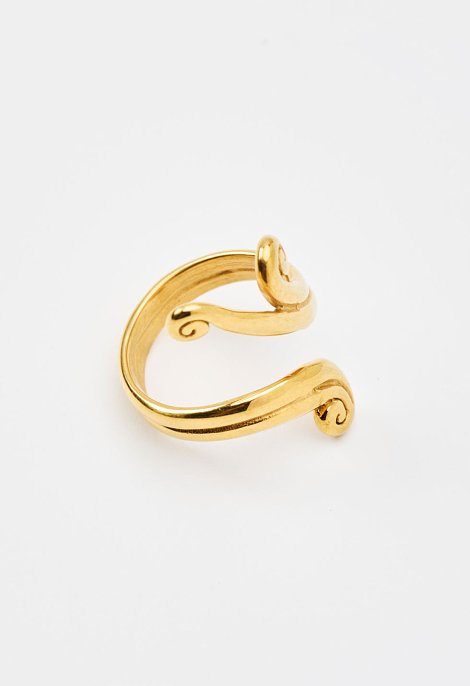 Ring with a spiral design