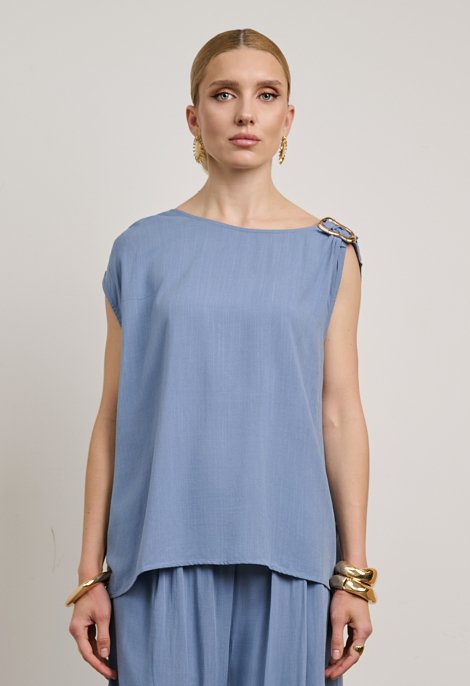 Sleeveless top set with metallic detail and wide-leg trousers
