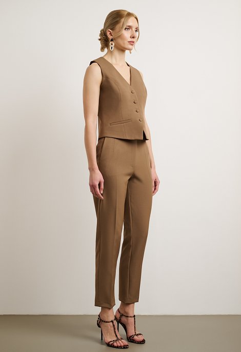 Straight-leg trousers