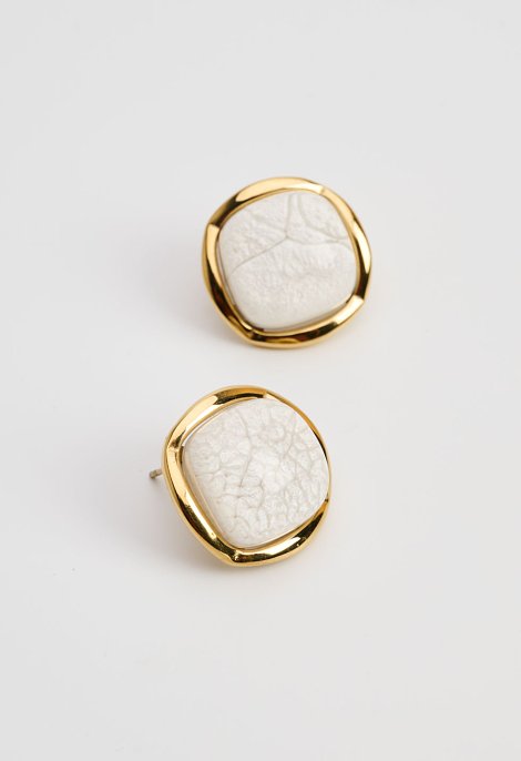 Gold earrings with white marble stone