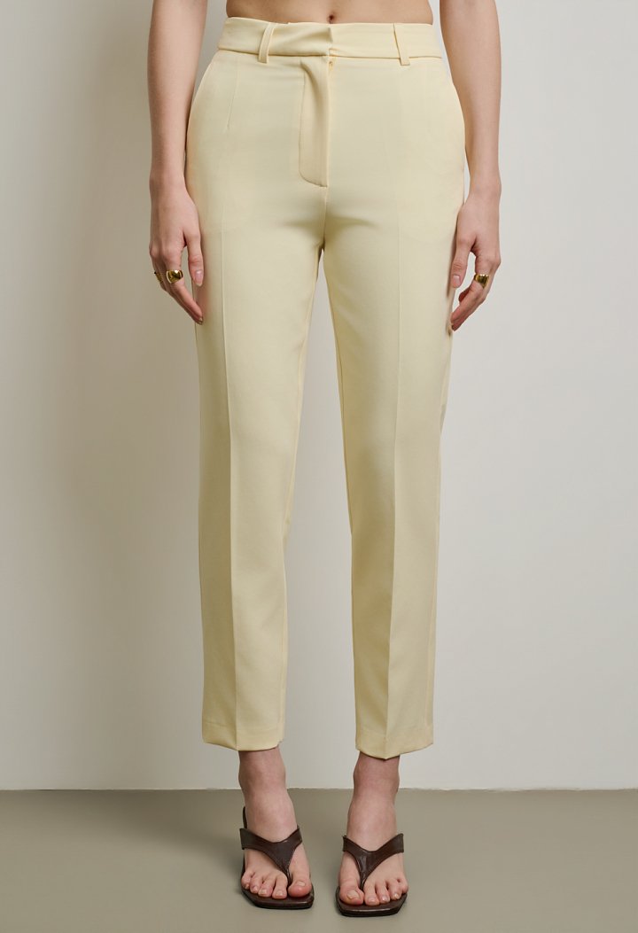 Straight-leg trousers