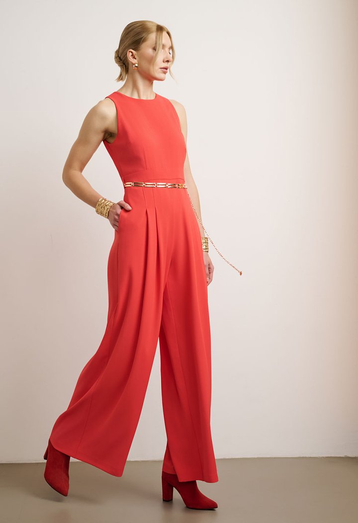 Wide-leg jumpsuit with pleats and gold belt