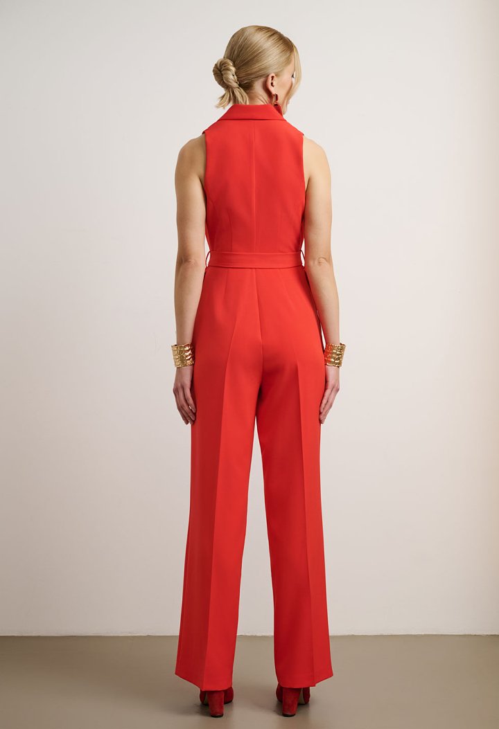 Sleeveless jumpsuit with front buttons and belt