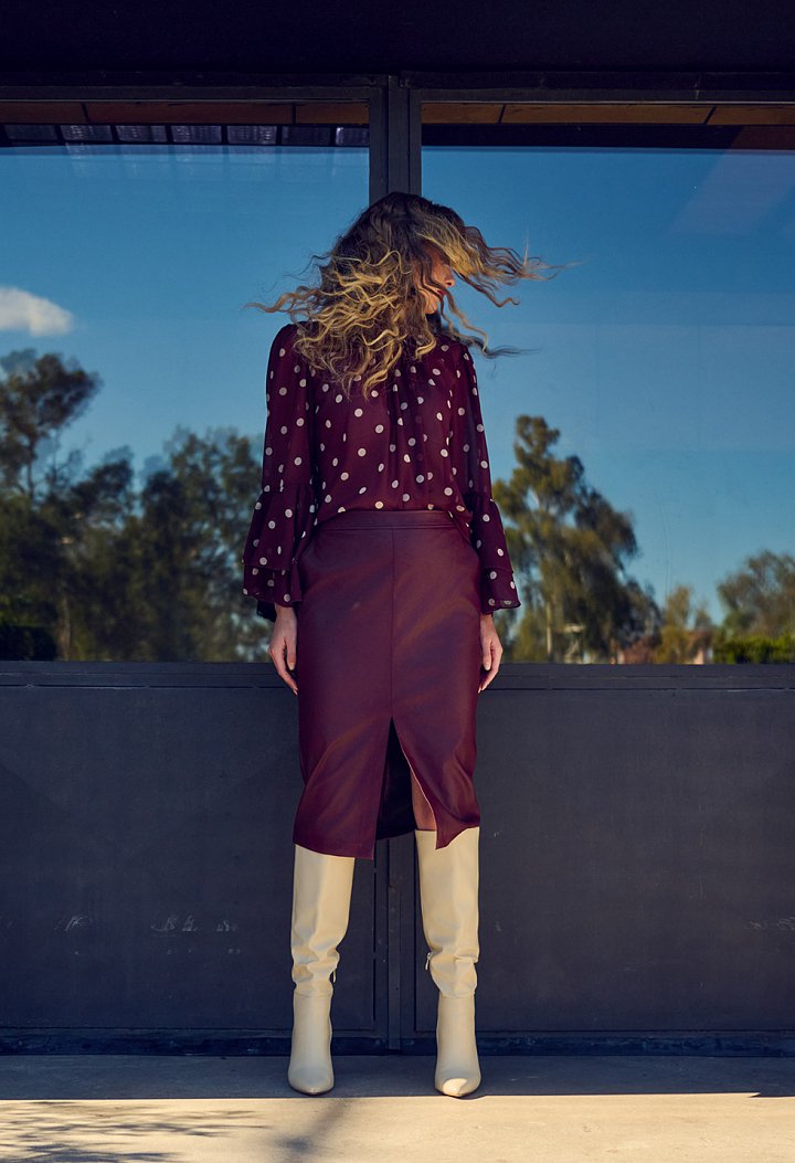 Midi skirt with slit