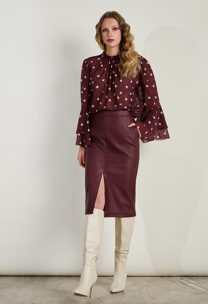 Midi skirt with slit