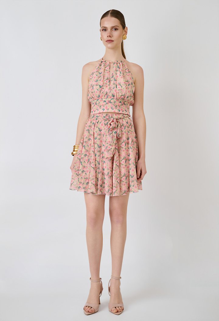 Floral mini skirt with a waist belt