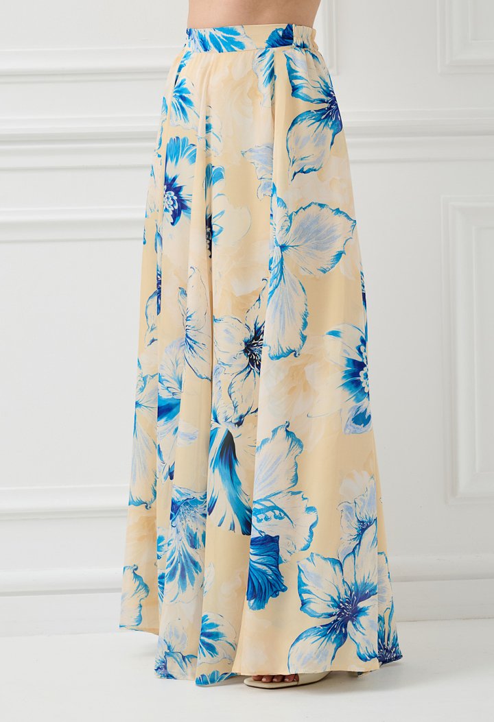 Maxi floral skirt in a pastel yellow shade