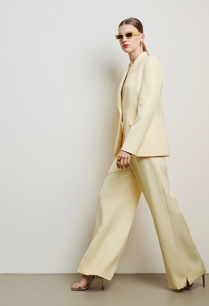 Straight-cut blazer
