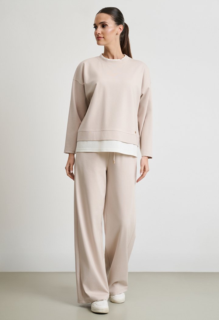 Sweatshirt and joggers set with stripe detail