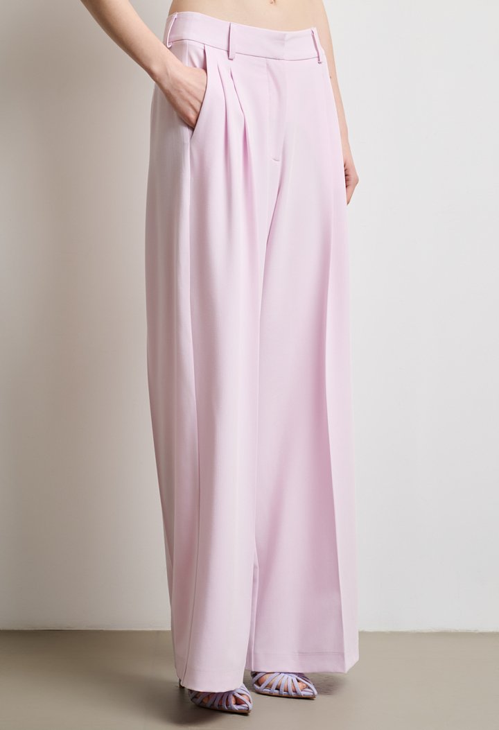 Tailored κοστούμι σε ροζ απόχρωση