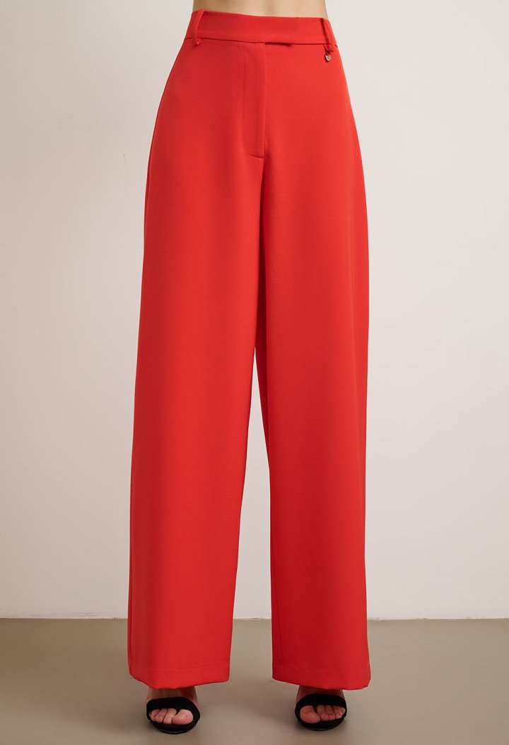 Vest set with belt and high-waisted trousers