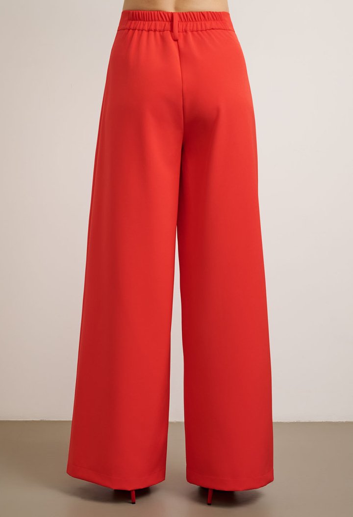 Vest set with belt and high-waisted trousers