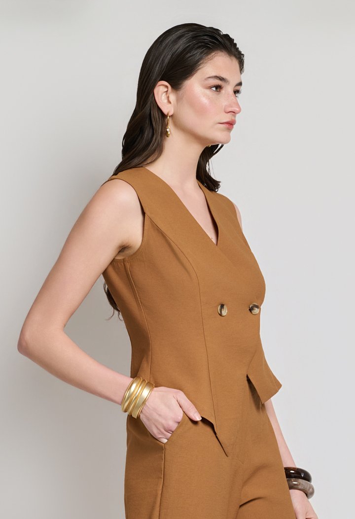 Vest and culotte pants set