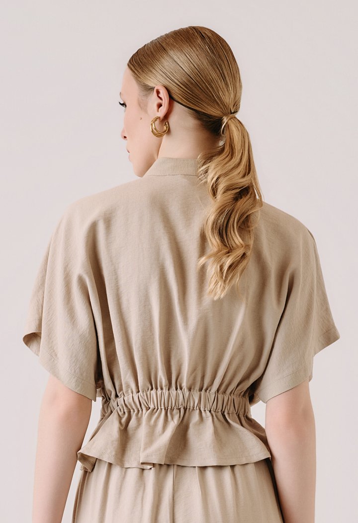 Set with a zip-up jacket and cargo trousers