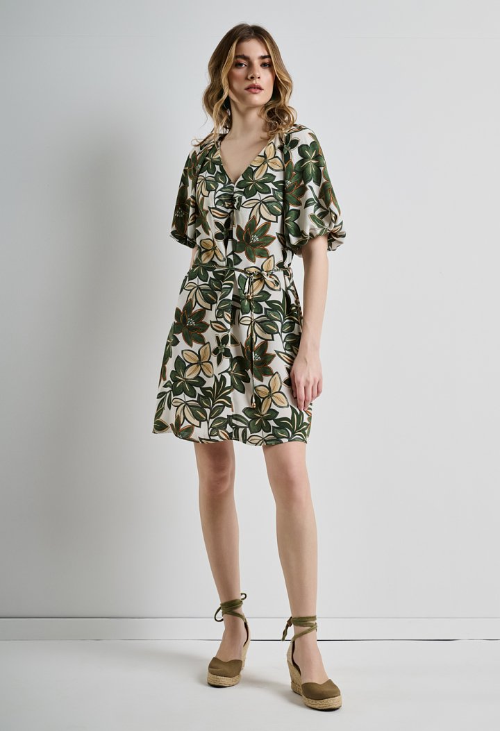 Short dress with a floral pattern.