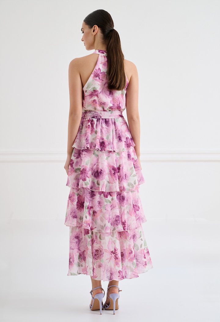 Romantic maxi dress with ruffles