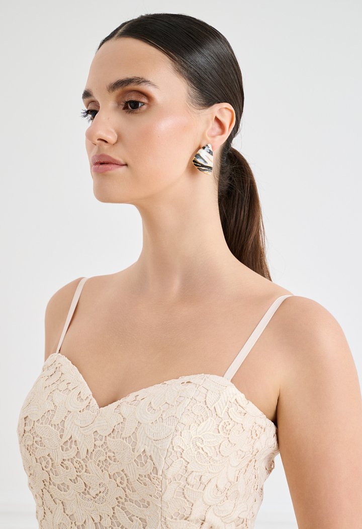 Midi lace dress with peplum