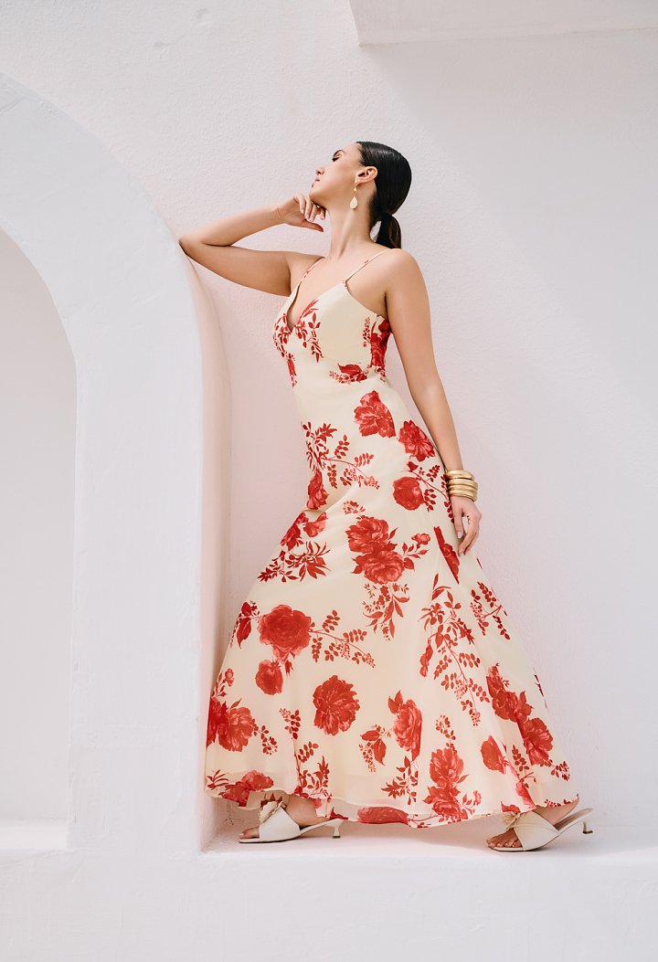 Maxi floral dress with straps
