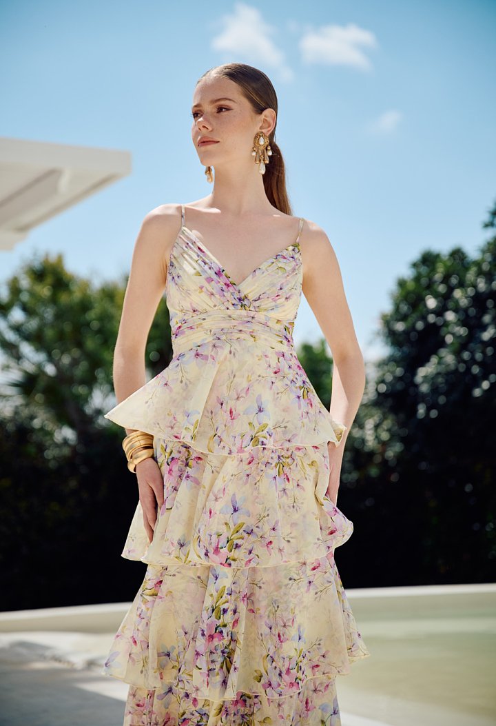 Floral maxi dress with straps and ruffles