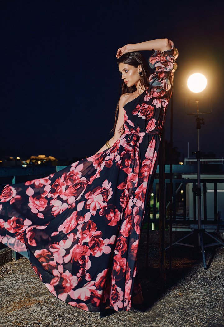 Floral maxi αμπιγιέ φόρεμα one shoulder με ζώνη