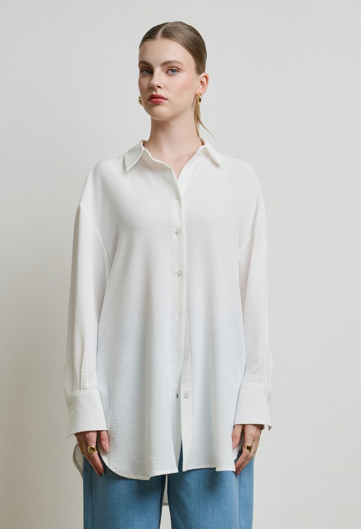 Pink long shirt in a relaxed fit