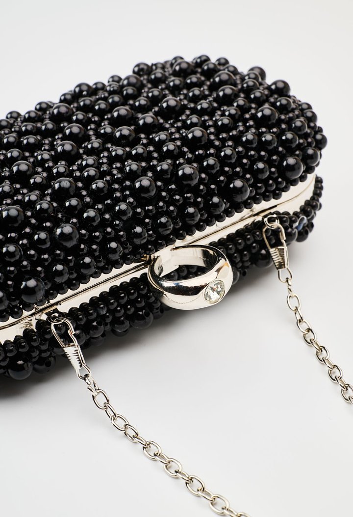 Evening bag with pearls