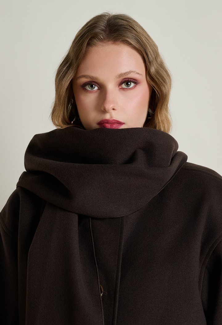 Μακρύ oversized παλτό με κασκολ