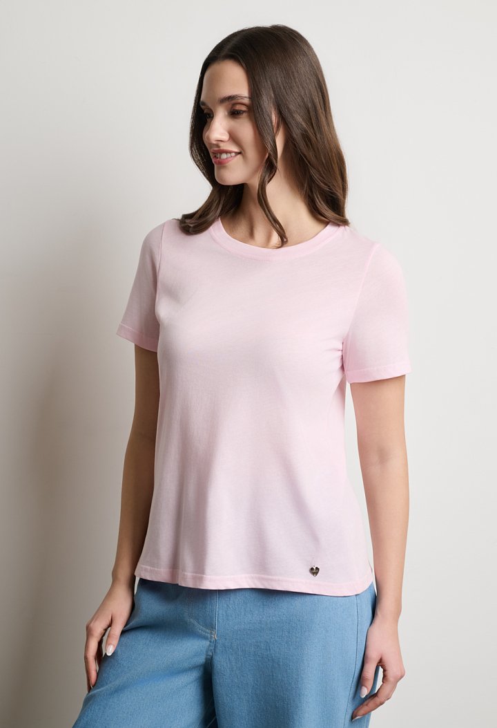 Short-sleeve T-shirt with round neckline