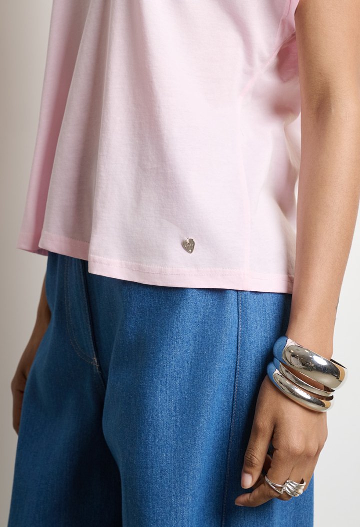 V-neck top with short sleeves