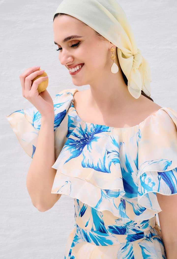 Floral off-shoulder top with ruffles