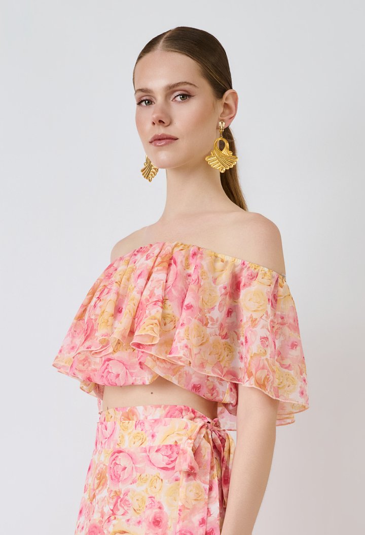 Floral off-shoulder crop top with ruffles