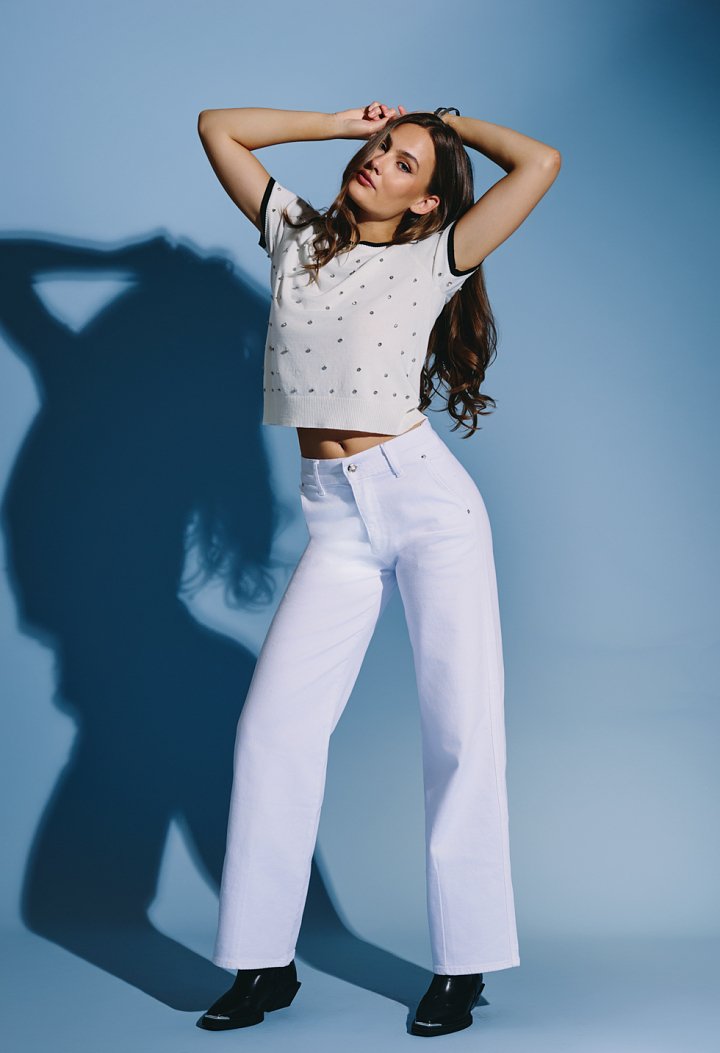 High-waisted wide leg jeans