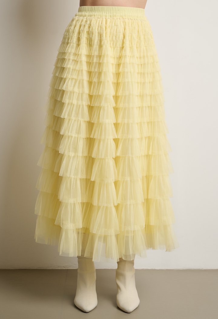 Layered tulle skirt with ruffles
