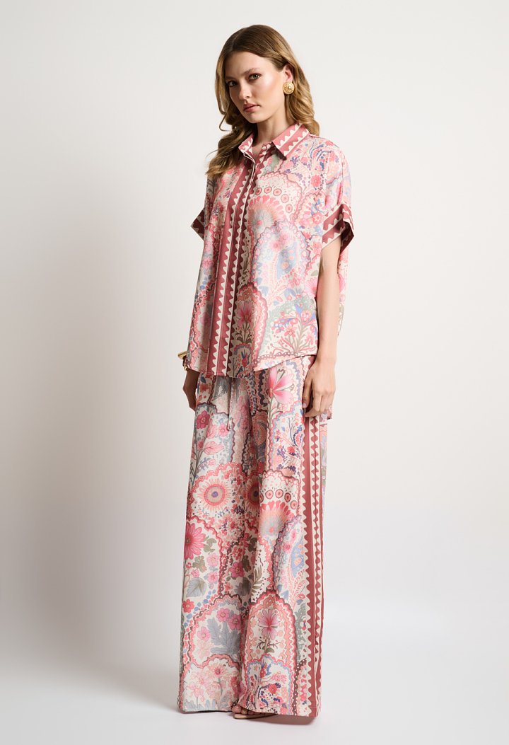 Εμπριμέ πουκαμίσα oversized με floral paisley print
