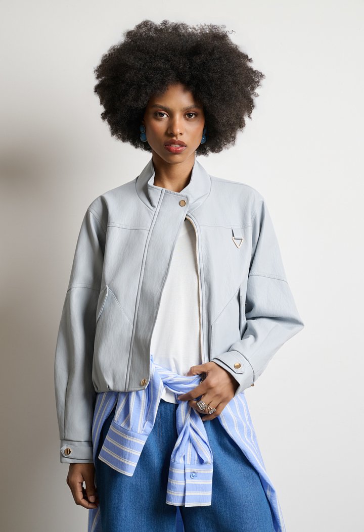 Cropped bomber jacket