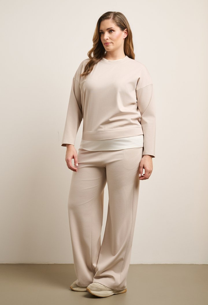 Sweatshirt and joggers set with stripe detail
