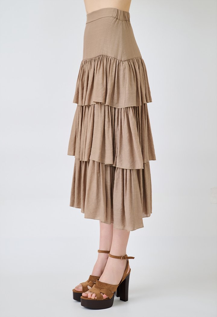 Midi skirt with ruffles