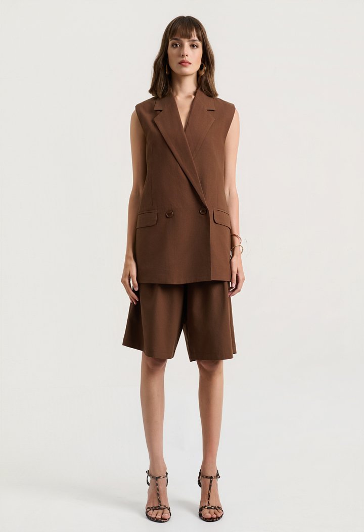Γυναικείο αμάνικο σακάκι με γιακά και κουμπιά