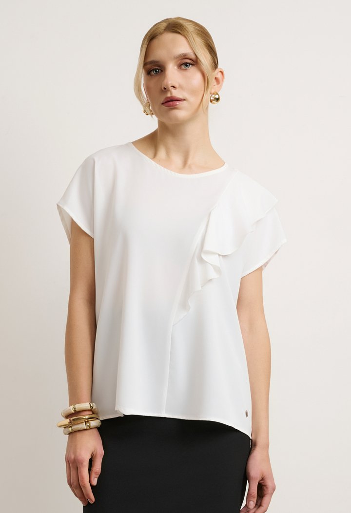 Blouse with ruffle detail and short sleeves