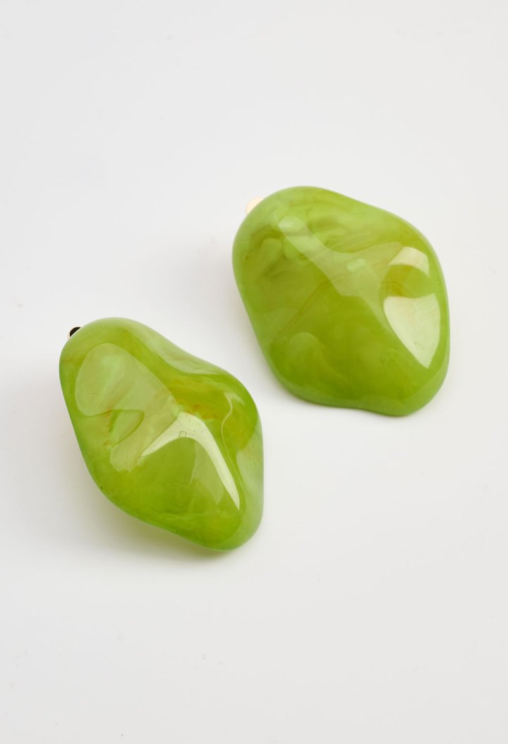 Clip-on marble-effect earrings