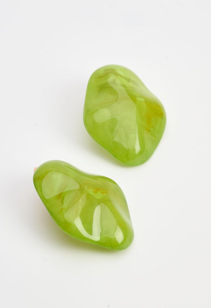 Clip-on marble-effect earrings