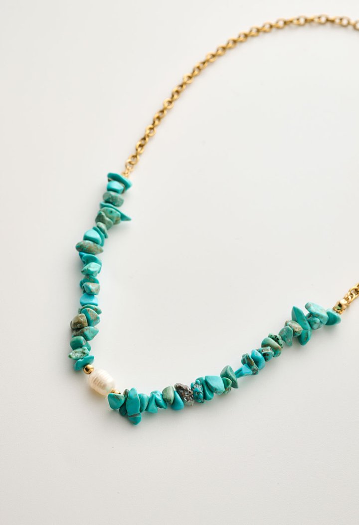 Gold-plated necklace with beads and pearl