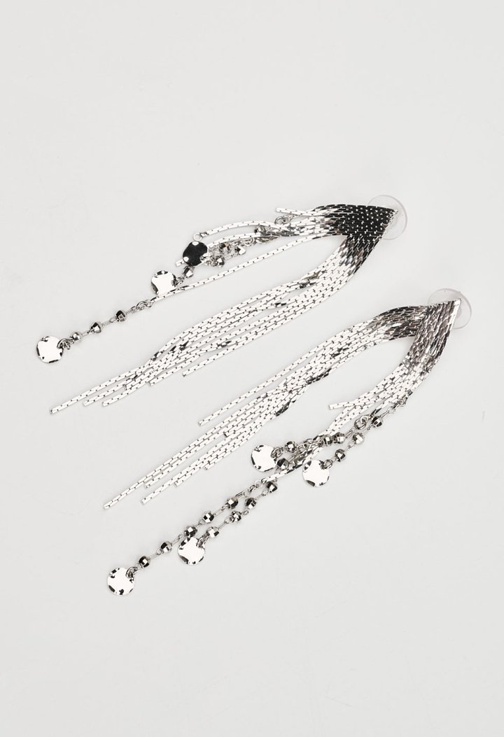 Long earrings with chains and hammered details