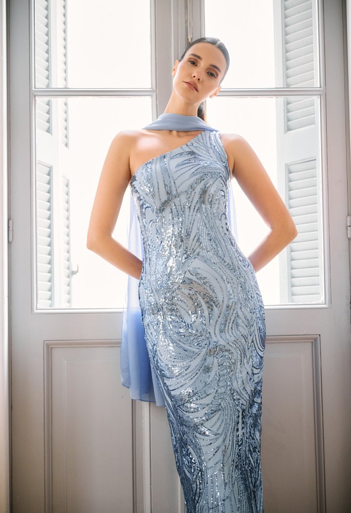 One-shoulder midi dress with sequins and a matching scarf
