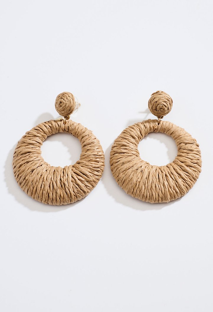 Στρογγυλά σκουλαρίκια από raffia