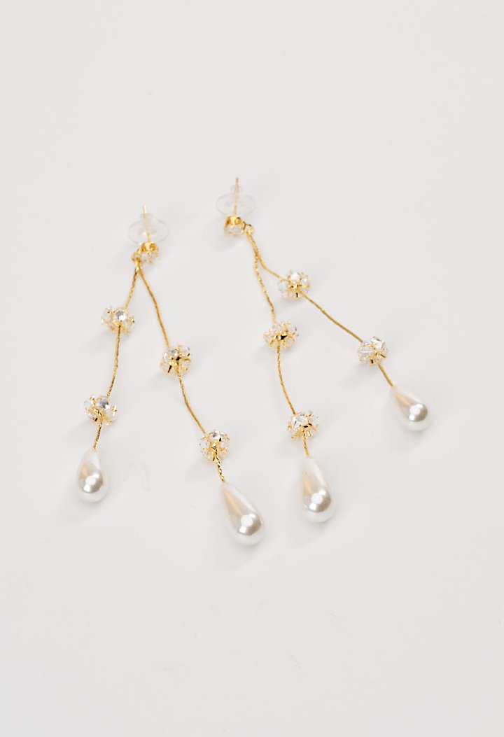 Long earrings with appliqué stones