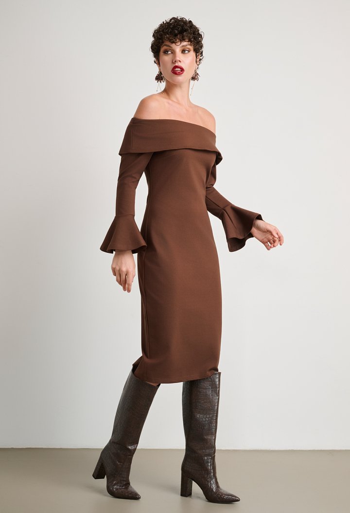 Off-shoulder midi dress
