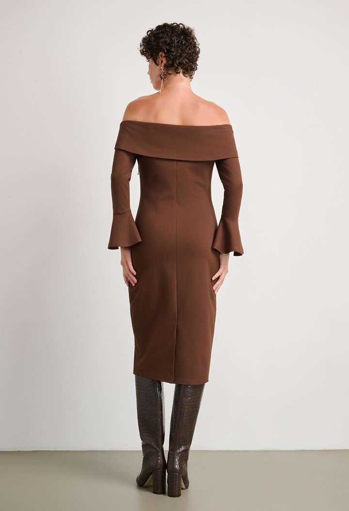 Off-shoulder midi dress