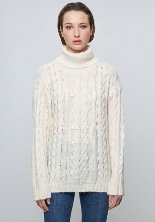 Cable knit blouse